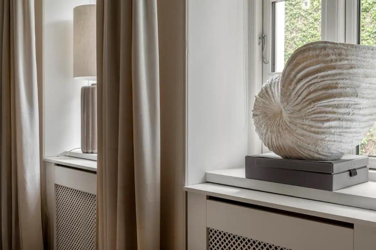 Connected Luxury In Historical Townhouse Kopenhagen